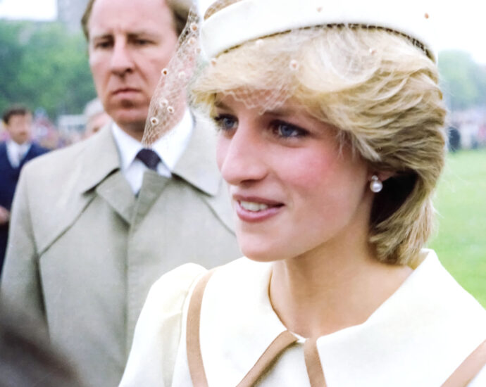 Princess Diana Book Little People, Big Dreams
