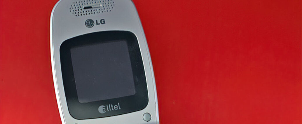LG Flip phone