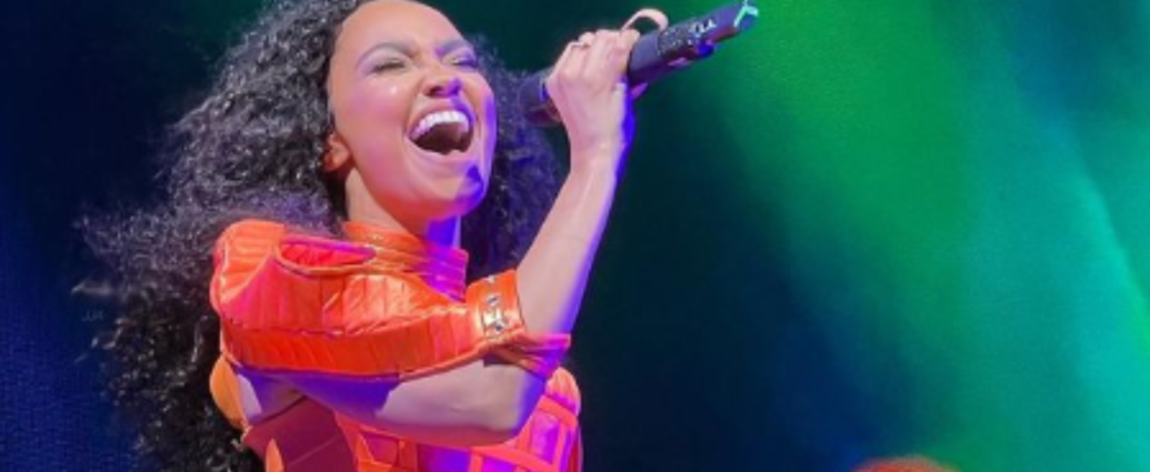A new era has begun for Leigh-Anne Pinnock. After ten years on stage as a member of the British girl band Little Mix, the time has come for the singer-songwriter to take off and launch her solo career.