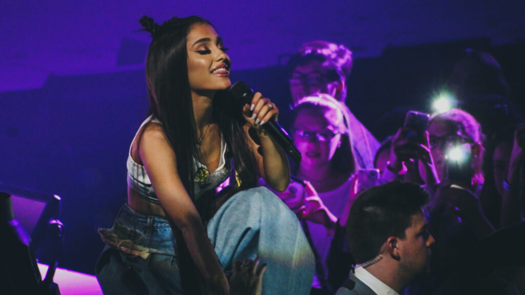 Ariana Grande performing live in 2014.